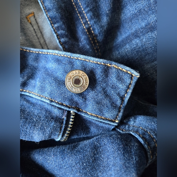 (16) GAP XL Universal Jegging Mid-Rise Jeans size 33 distressed - Picture 5 of 7